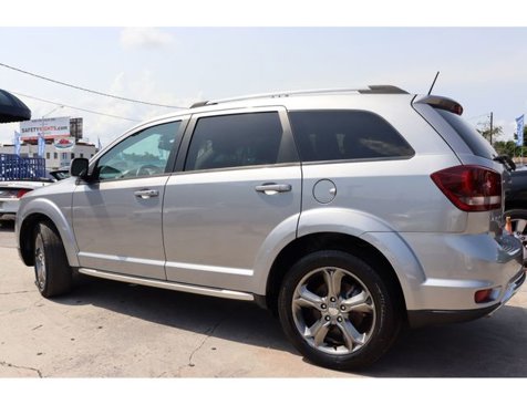 Used 2017 Dodge Journey Crossroad image 4