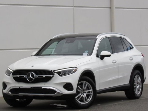 New 2025 Mercedes-Benz GLC 300 4MATIC image 1