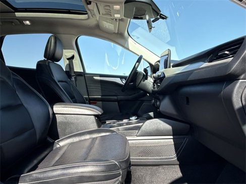 Used 2021 Ford Escape SEL w/ Technology Package image 32