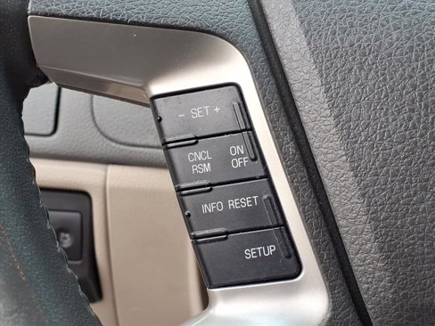 Used 2011 Ford Fusion SEL image 14