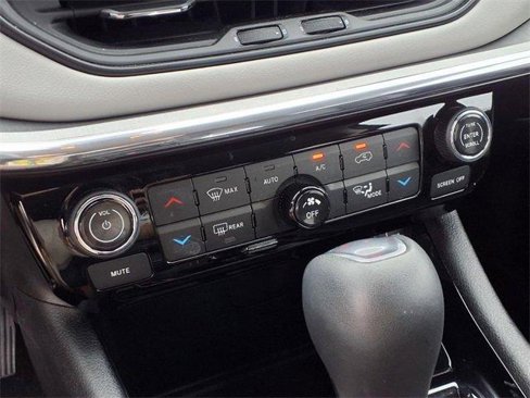 Used 2022 Jeep Compass Limited image 14