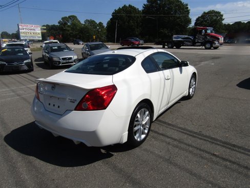 Used 2010 Nissan Altima 3.5 SR w/ Leather Pkg image 8