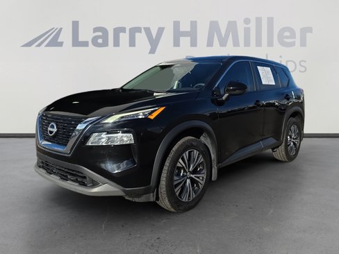 Used 2022 Nissan Rogue SV image 1
