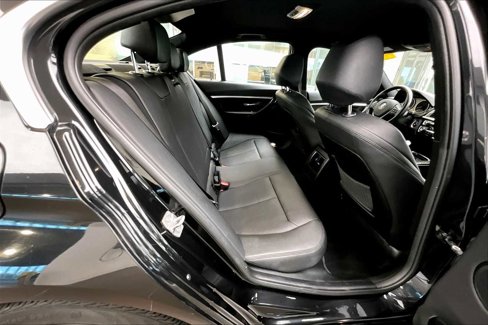 Used 2017 BMW 330e image 17