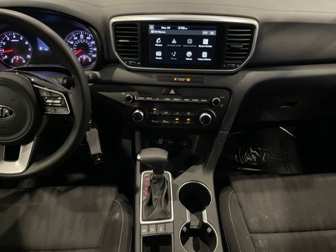 Used 2021 Kia Sportage LX image 18