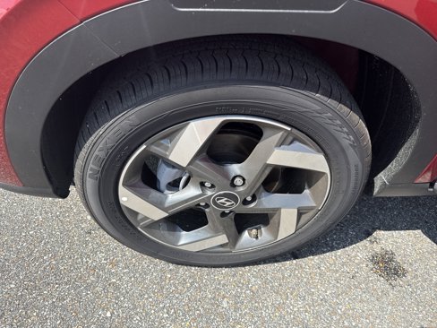 New 2025 Hyundai Venue SEL image 19