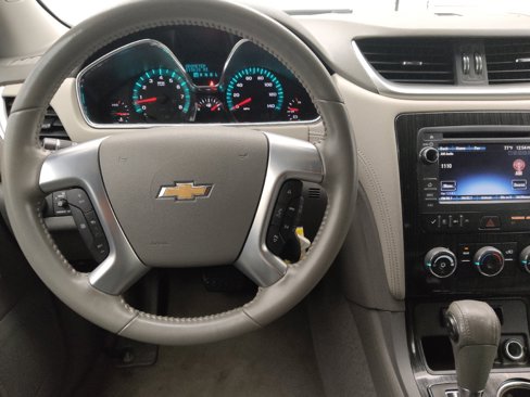 Used 2017 Chevrolet Traverse LT image 22