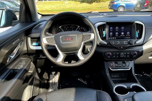 Used 2021 GMC Terrain SLT w/ Infotainment Package II image 5