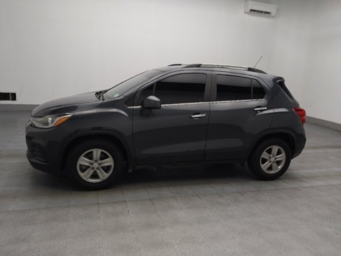 Used 2017 Chevrolet Trax LT w/ LT Convenience Package image 2