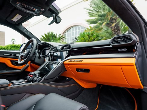 Used 2024 Lamborghini Urus S image 22