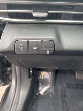Certified 2022 Hyundai Elantra SEL w/ Preferred Accessory Package image 23