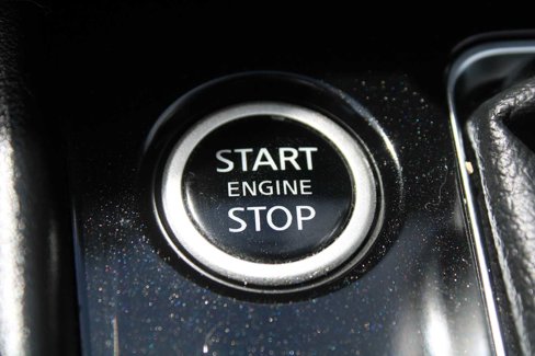 Used 2022 Nissan Kicks SR image 31