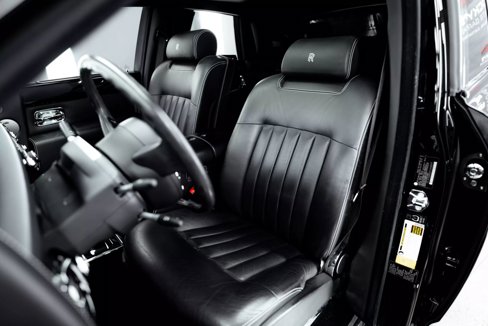 Used 2007 Rolls-Royce Phantom Sedan image 18
