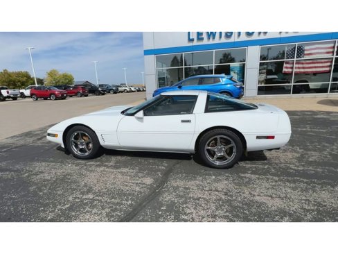 Used 1995 Chevrolet Corvette Coupe image 6