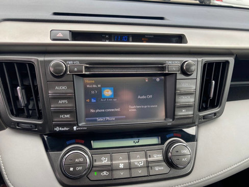 Used 2015 Toyota RAV4 XLE image 18