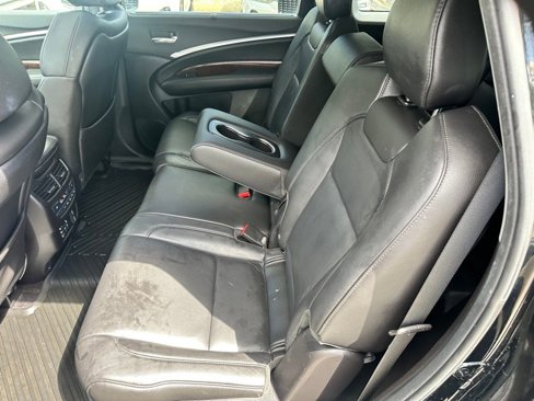 Used 2018 Acura MDX w/ Technology & Entertainment image 11