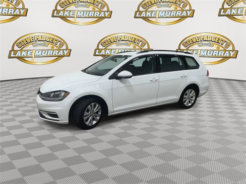 Used 2018 Volkswagen Golf S image 8