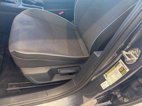 Used 2025 Volkswagen Jetta Sport image 21