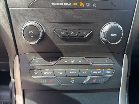 Used 2019 Ford Edge SEL w/ Equipment Group 201A image 39