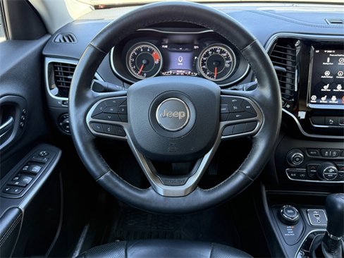 Used 2019 Jeep Cherokee Limited image 27
