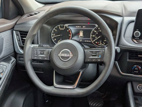 Used 2023 Nissan Rogue SV image 17