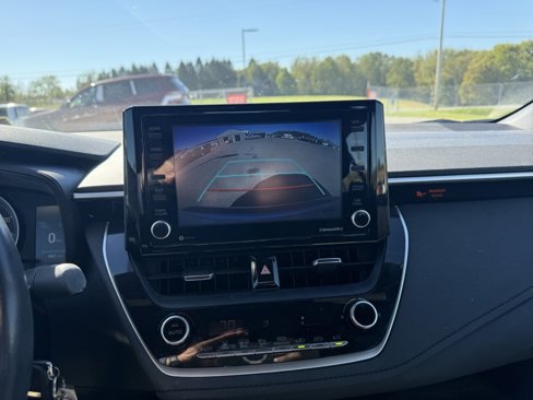 Used 2022 Toyota Corolla SE image 13