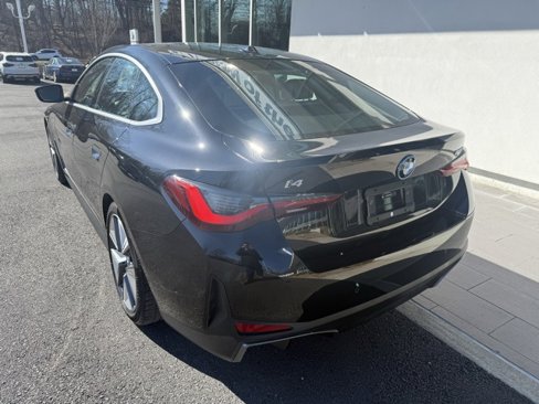 Used 2024 BMW i4 eDrive35 w/ Premium Package image 9