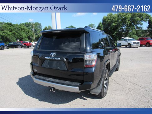 Used 2017 Toyota 4Runner TRD Off-Road image 10