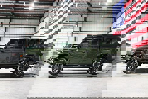 Used 2022 Jeep Gladiator Overland w/ Popular Equipment Package image 5