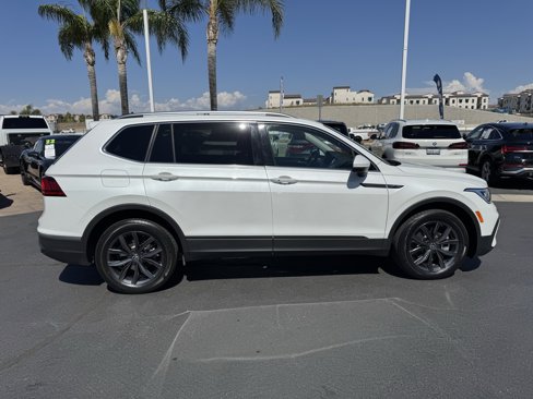 Certified 2023 Volkswagen Tiguan SE image 11