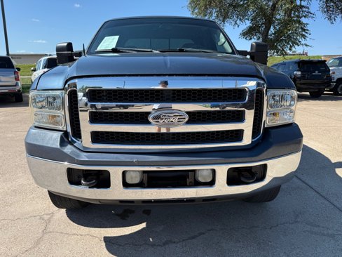 Used 2007 Ford F250 4x4 Crew Cab Super Duty image 2