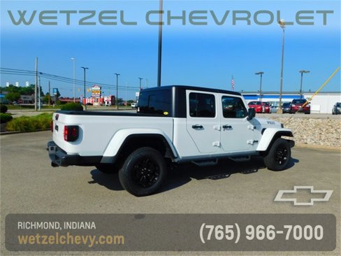Used 2021 Jeep Gladiator Willys image 3