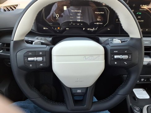 New 2025 Kia K4 GT-Line image 24