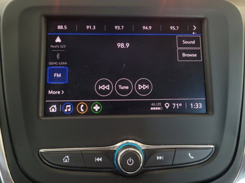 Used 2023 Chevrolet Equinox LS image 25