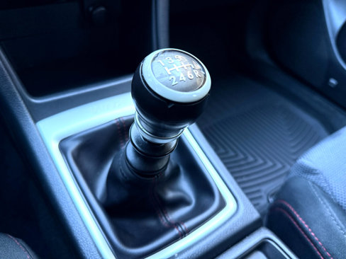 Used 2015 Subaru WRX image 31