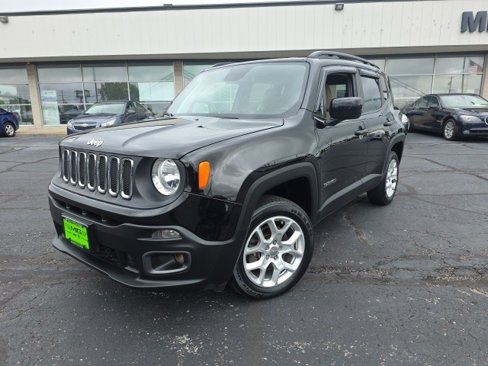 Used 2018 Jeep Renegade Latitude w/ Cold Weather Group image 2