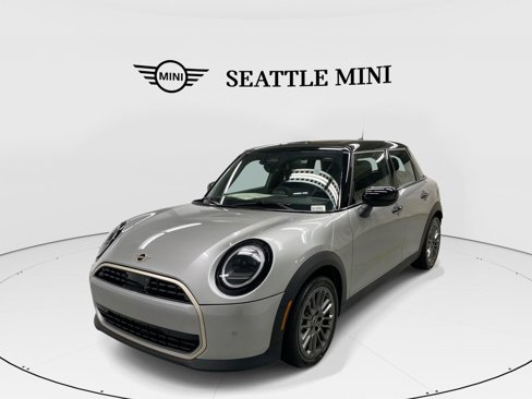 New 2025 MINI Cooper 4-Door Hardtop image 1