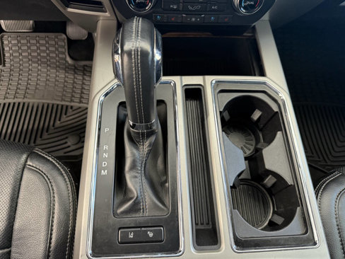 Used 2018 Ford F150 Lariat w/ Equipment Group 502A Luxury image 19