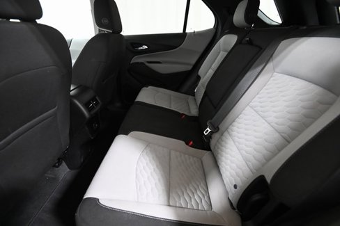 Used 2019 Chevrolet Equinox LS w/ LS Convenience Package image 8