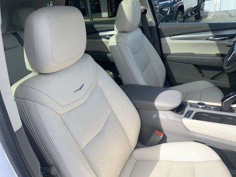 Used 2022 Cadillac XT5 Premium Luxury image 32