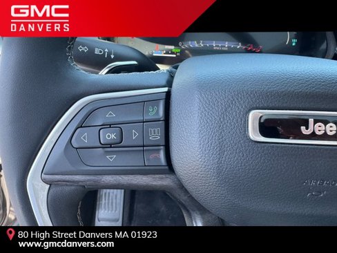 Used 2024 Jeep Grand Cherokee Limited 4xe image 11