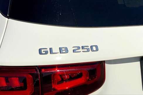 Used 2020 Mercedes-Benz GLB 250 image 9