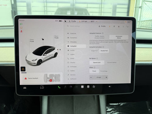 Used 2021 Tesla Model 3 Standard Range Plus image 13
