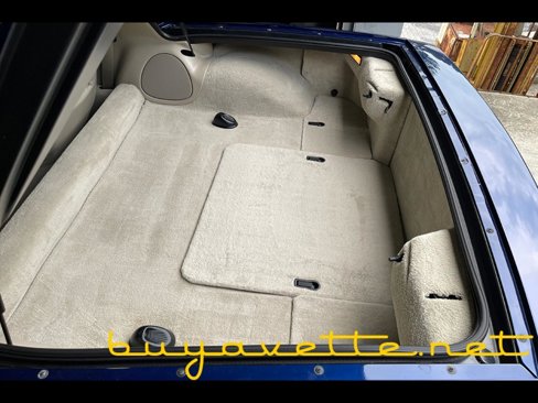 Used 2004 Chevrolet Corvette Coupe w/ Preferred Equipment Group image 22