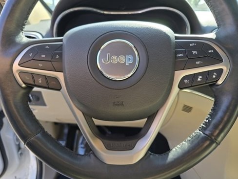 Used 2021 Jeep Grand Cherokee Limited w/ Luxury Group II image 38