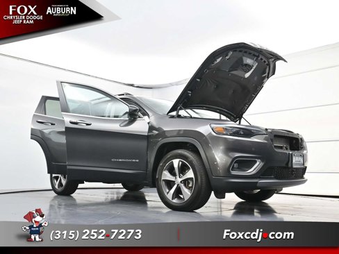 Used 2022 Jeep Cherokee Limited w/ Mopar Interior Package image 32