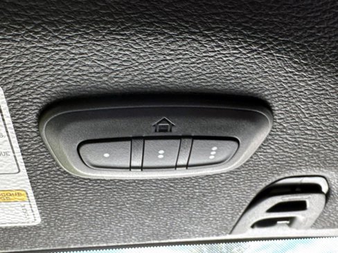 Used 2022 Jeep Wrangler Unlimited Sahara w/ Cold Weather Group image 21
