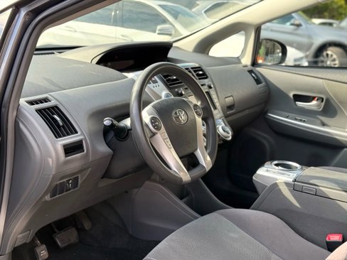 Used 2012 Toyota Prius V Two image 8