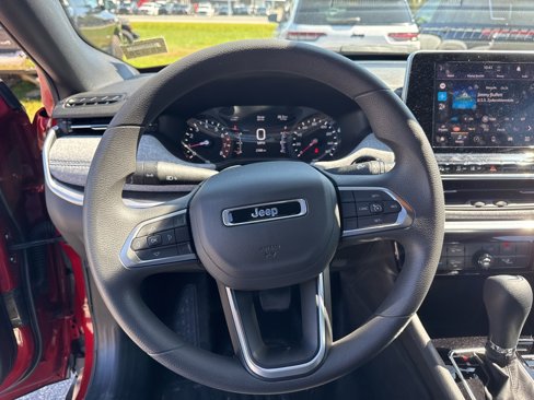 New 2025 Jeep Compass Sport image 15