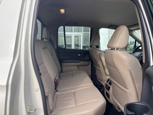 Used 2017 Honda Ridgeline RTL image 13